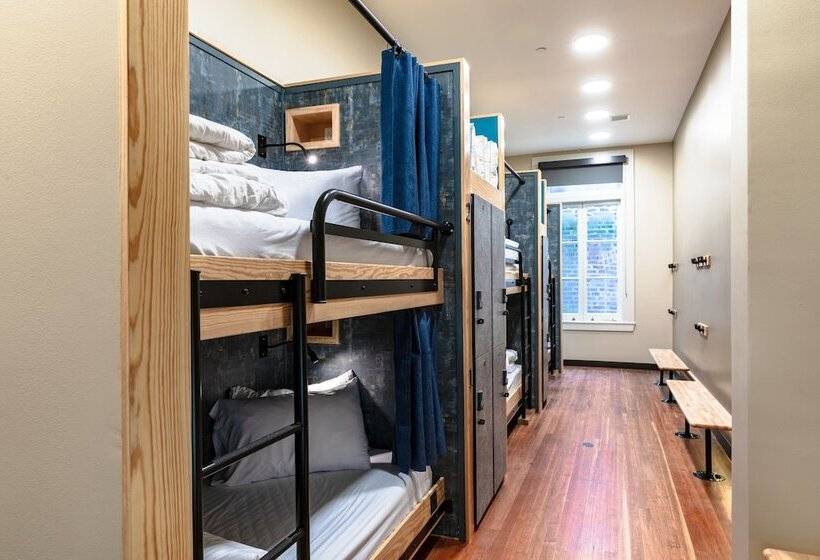 공동 객실, Hi New Orleans Hostel