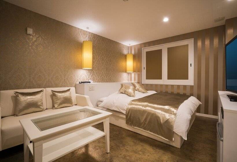 חדר סטנדרט, Xenia Amagasaki