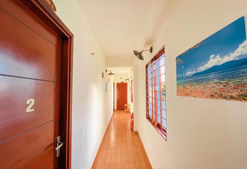 اتاق لوکس با بالکن, Lan Anh S Home