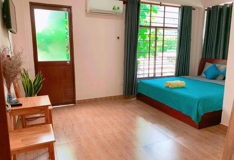 اتاق لوکس با بالکن, Lan Anh S Home