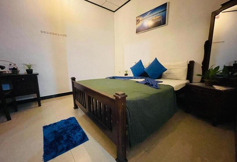 エコノミールーム, Winston Sea Front Villa