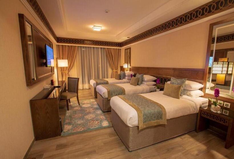 Номер Стандарт Трехместный, Violet Al Azizia Hotel Masjid Al Qatari