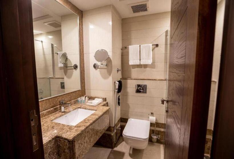 Люкс 3 Спальни, Violet Al Azizia Hotel Masjid Al Qatari