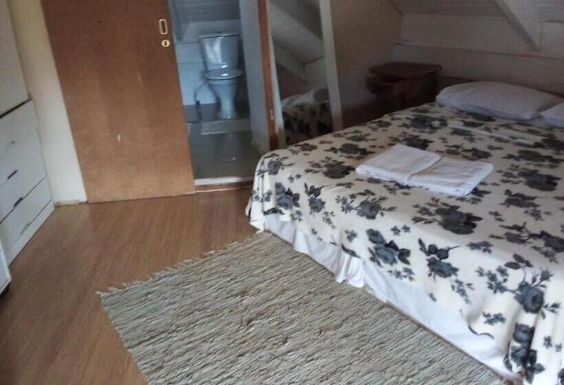 Standaard Driepersoonskamer, Pousada Reserva Do Tombo Lounge Hostel