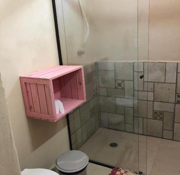 Standaard Vierpersoonskamer, Pousada Reserva Do Tombo Lounge Hostel