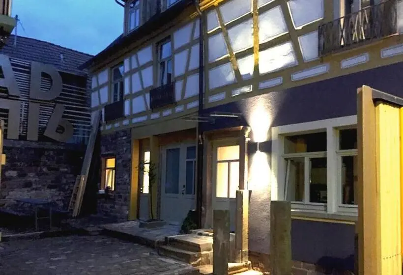 バルコニー付き１ベッドルームアパートメント, Ad1716 Apartments