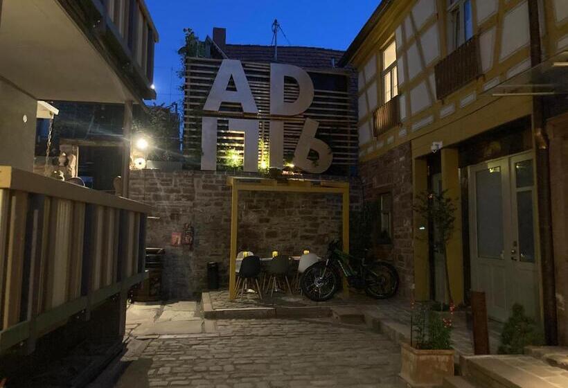 バルコニー付き1ベッドルームアパートメント, Ad1716 Apartments