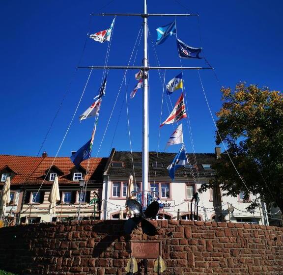 庭の見える1ベッドルームアパートメント, Ad1716 Apartments