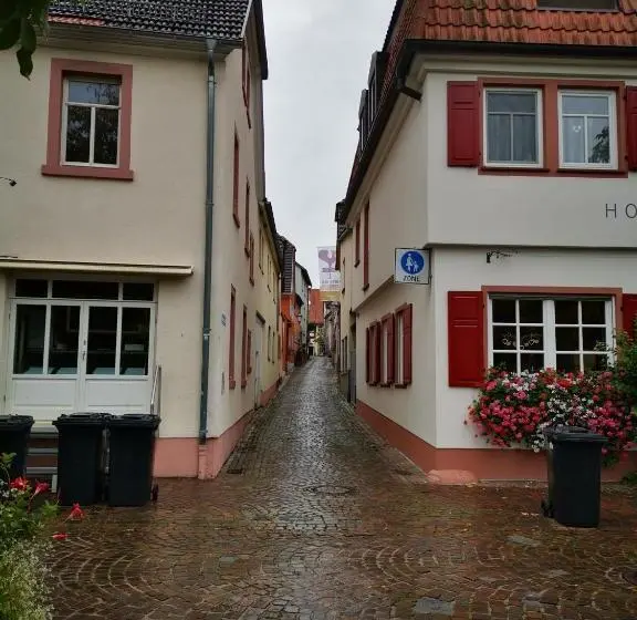 庭の見える１ベッドルームアパートメント, Ad1716 Apartments