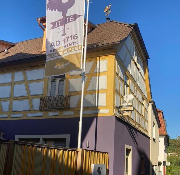 デラックススイート, Ad1716 Apartments