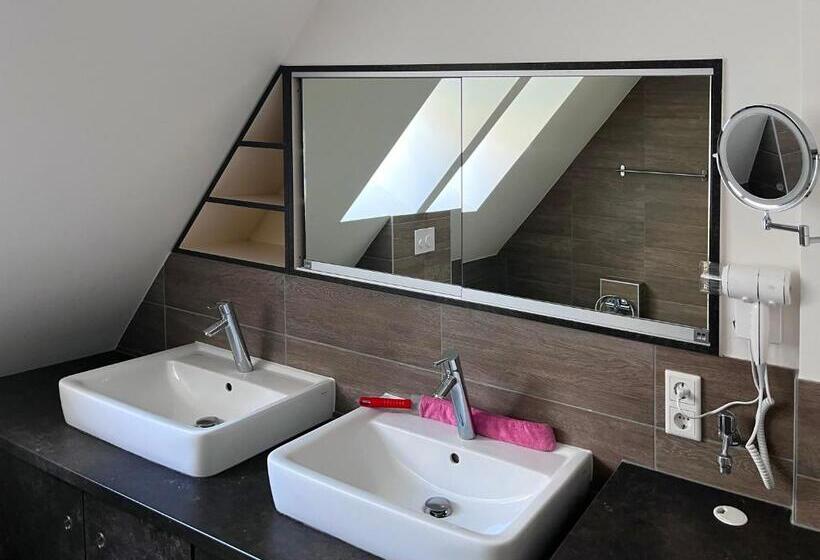 Дом 3 Спальни, Ad1716 Apartments