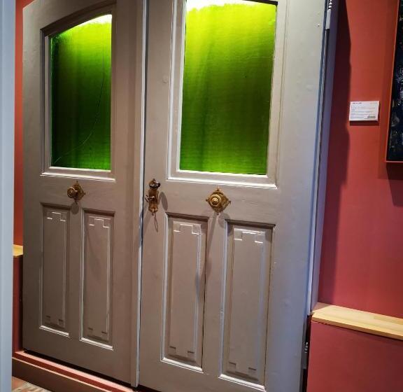 1階の1ベッドルームアパートメント, Ad1716 Apartments