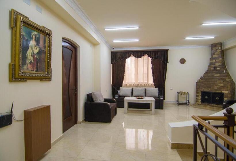 4인용 스탠다드 룸, Tatev Hotel And Tours