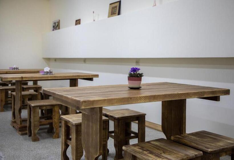 디럭스 4인 룸, Tatev Hotel And Tours