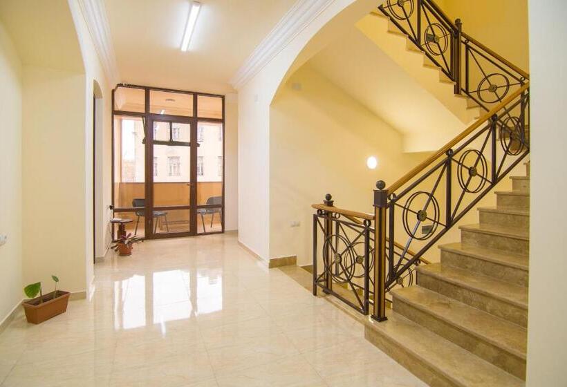 4인용 스탠다드 룸, Tatev Hotel And Tours