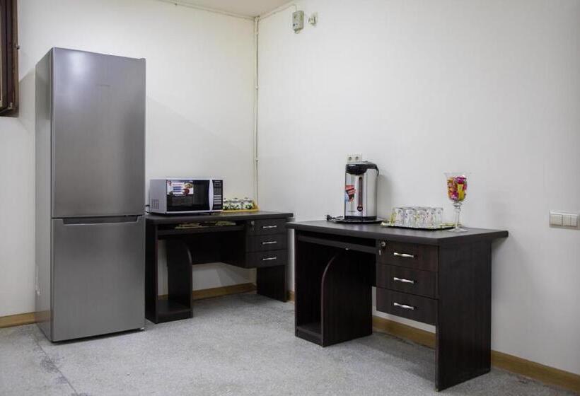 디럭스 4인 룸, Tatev Hotel And Tours