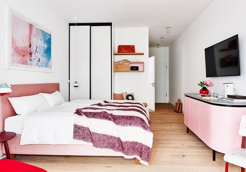 带1个卧室的带阳台的公寓, New Wave