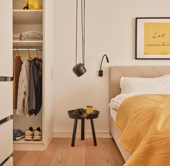 Deluxe Room with Balcony, New Wave