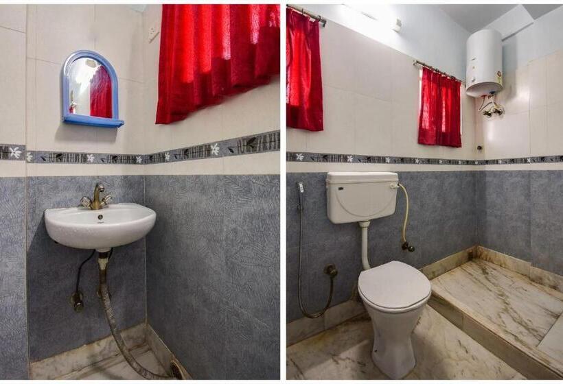 Quarto Basic, O Crown Inn