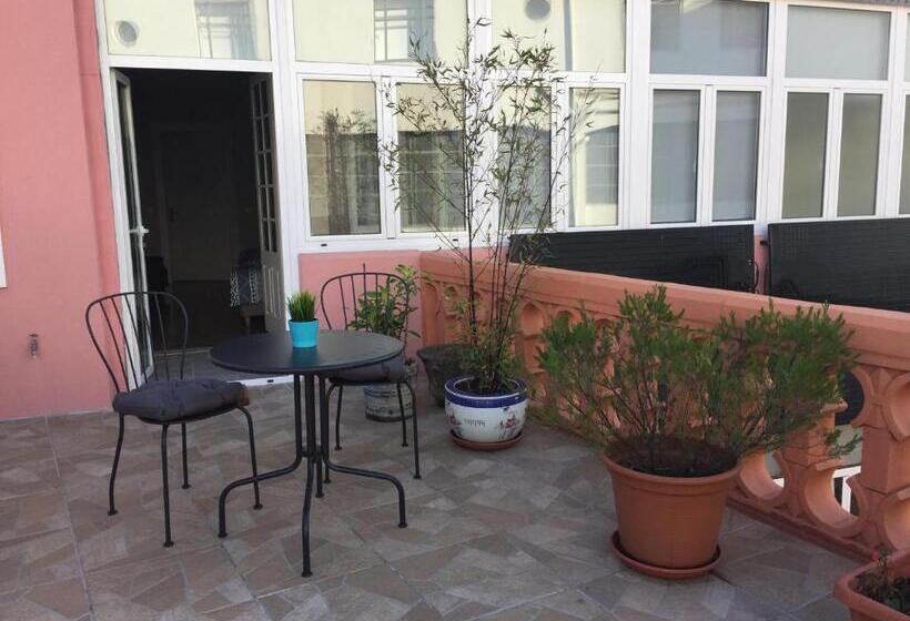 Standard Triple Room with Terrace, Haobo Porto Center