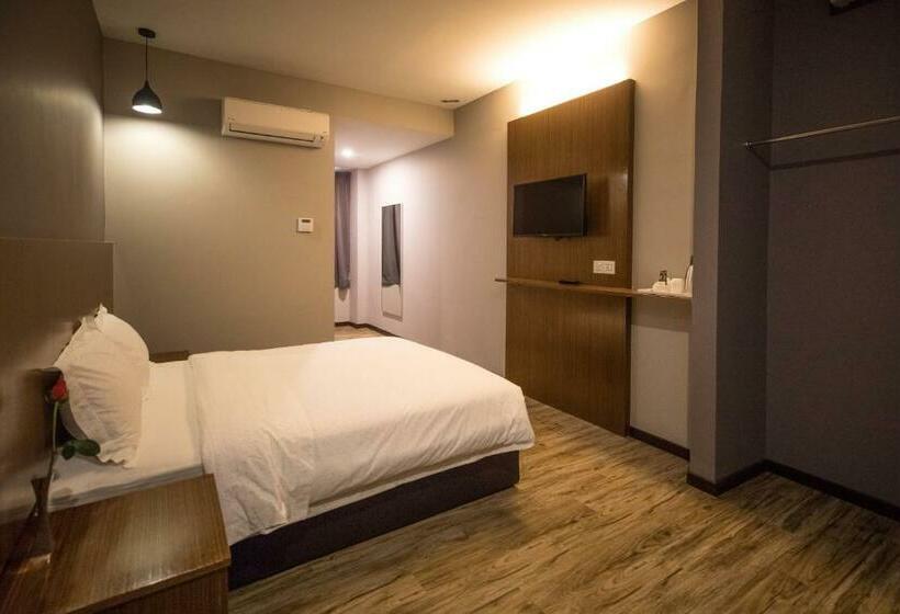 Quarto Deluxe, 3 Plus