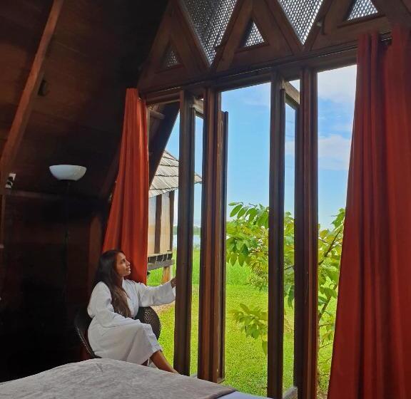 اتاق استاندارد, Houttuyn Wellness River Resort