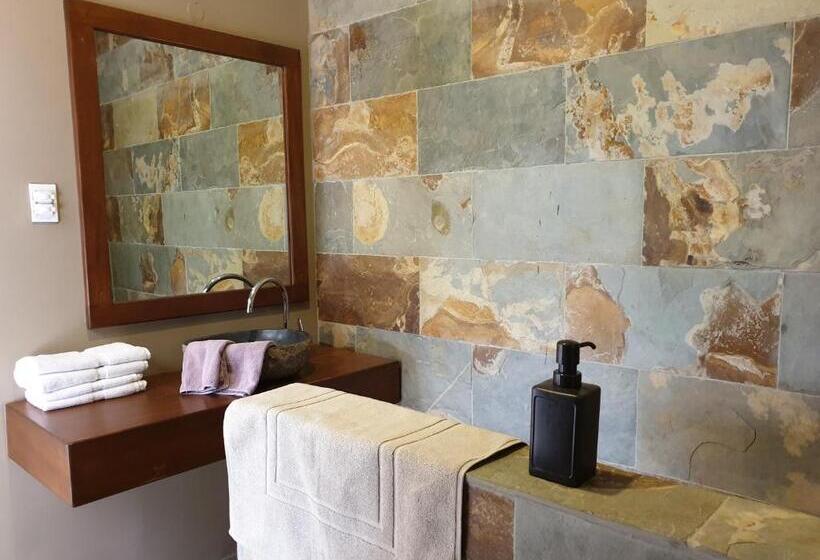 اتاق لوکس, Houttuyn Wellness River Resort