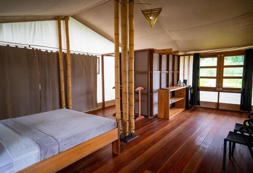 اتاق لوکس با بالکن, Houttuyn Wellness River Resort