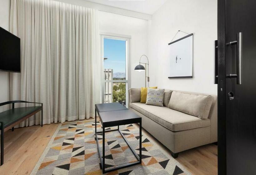 מיטת קינג בסוויטה, Hyatt Centric Mountain View