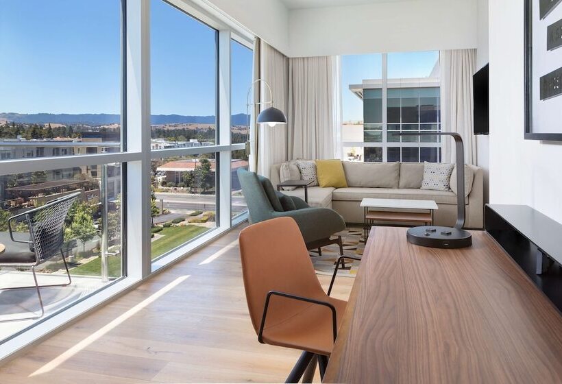 סוויטה, Hyatt Centric Mountain View