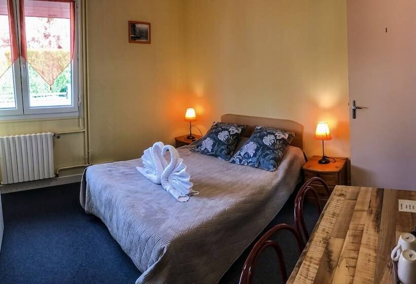 غرفة قياسية, Hôtel Le Pommeil