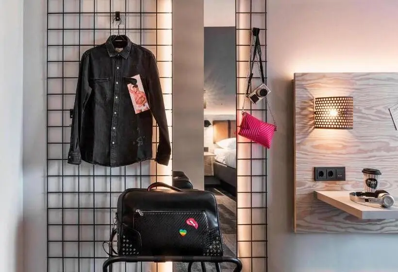 クイーンサイズベッドのスタンダードルーム, Moxy Darmstadt
