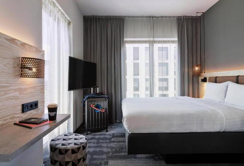 اتاق استاندارد با تخت دو نفره بزرگ, Moxy Darmstadt