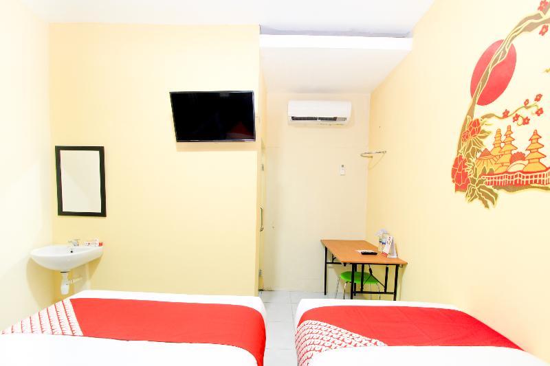 StandaardKamer, A1 Hotel By OYO Rooms