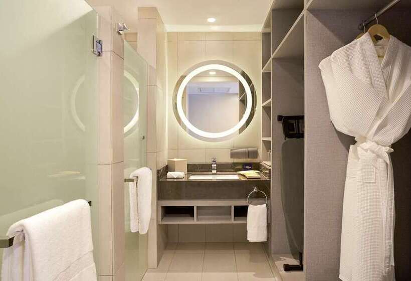 キングサイズベッドのスタンダードルーム, Hilton Wen An