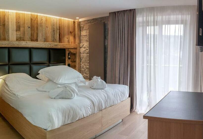 Номер Стандарт, Hôtel Interlaken Lounge Bar & Spa