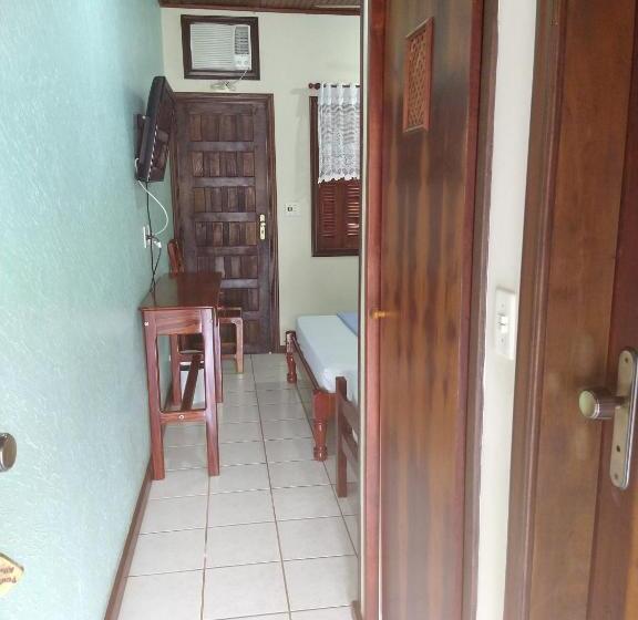 デラックストリプルルーム, Pousada Albamar Guarujá