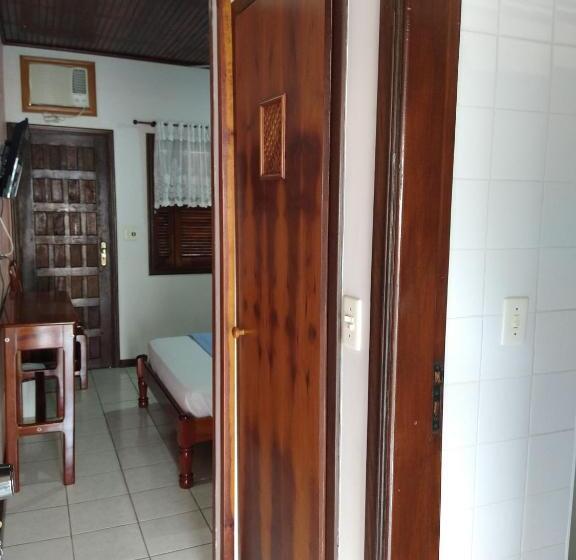 デラックスルーム, Pousada Albamar Guarujá
