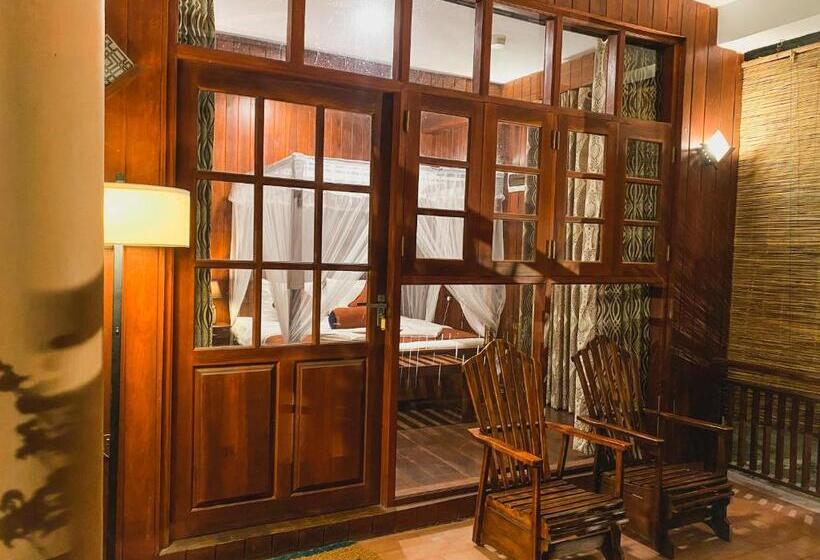 Deluxe Room Mountain View, Levon Boutique