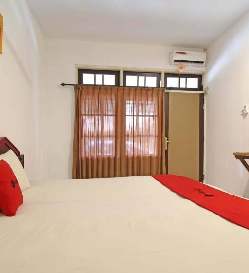 Семейный Номер, Reddoorz Near Pojok Beteng Prawirotaman