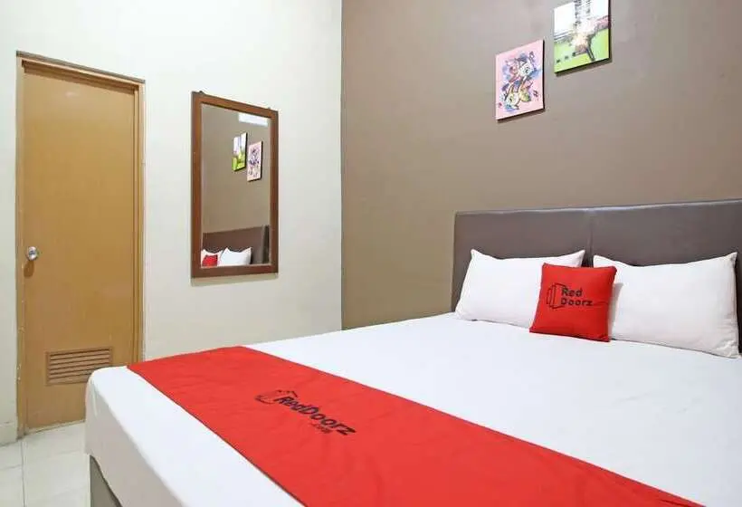 デラックスルーム, Reddoorz Near Pojok Beteng Prawirotaman