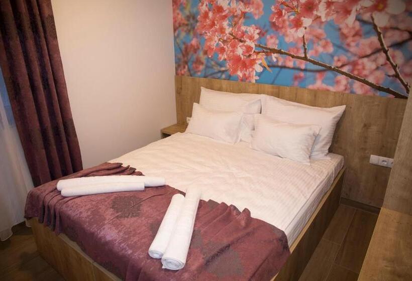 اتاق لوکس با بالکن, Villa Bunski Biser