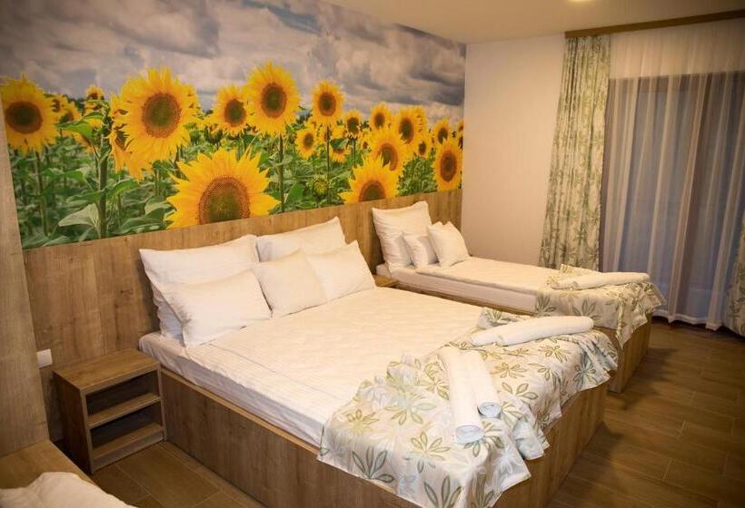 اتاق استاندارد سه تخته با بالکن, Villa Bunski Biser