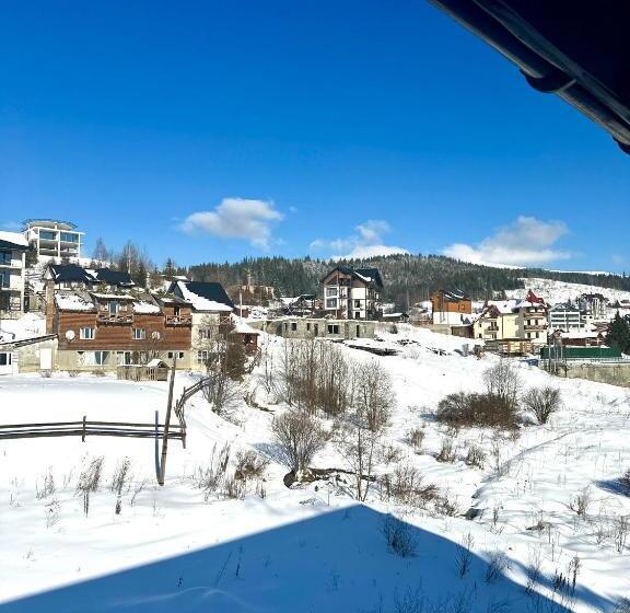 اتاق استاندارد, Salut