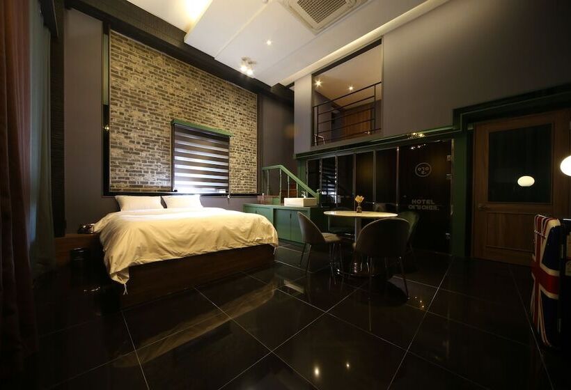 로얄 스위트, Yeogiuhtte Daegu Station