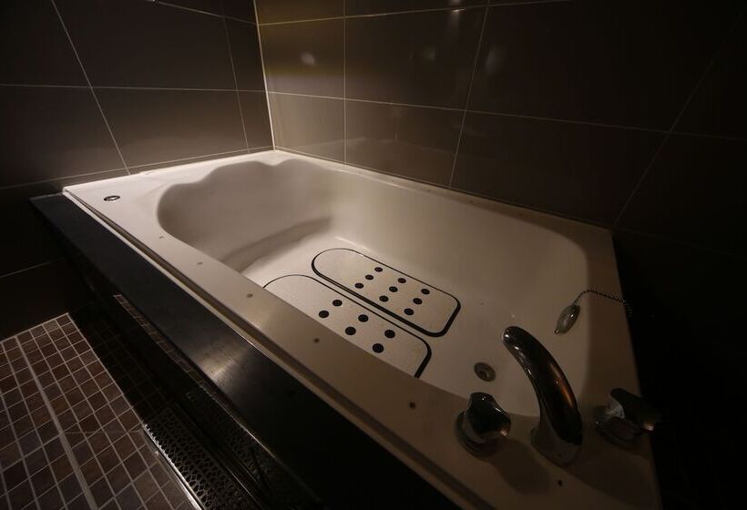 로얄 스위트, Yeogiuhtte Daegu Station