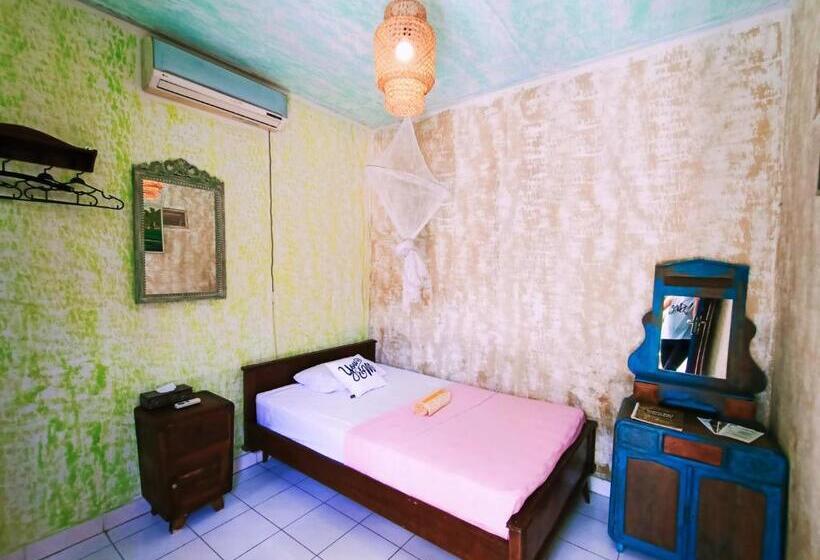 חדר סטנדרט יחיד, Lovina Loca