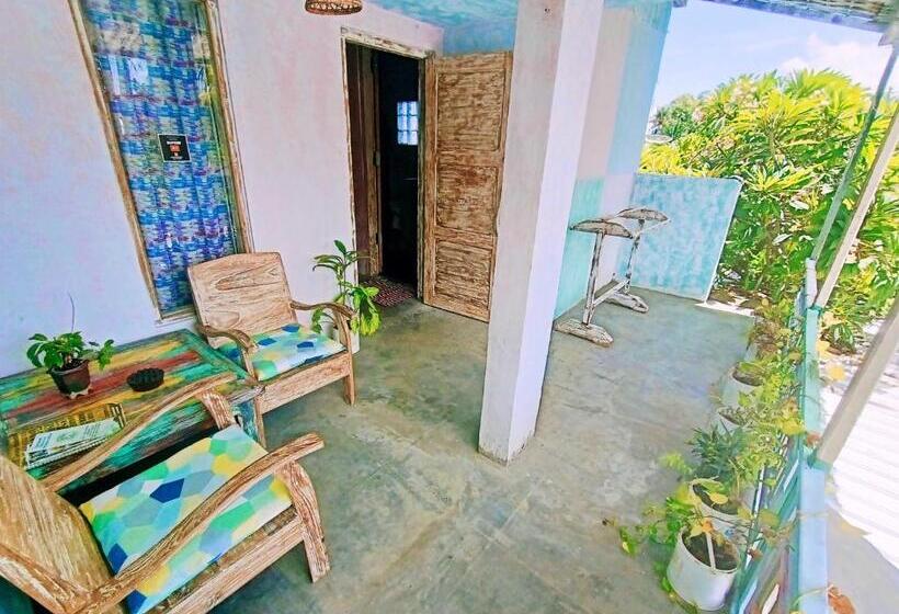 חדר סטנדרט עם מרפסת, Lovina Loca