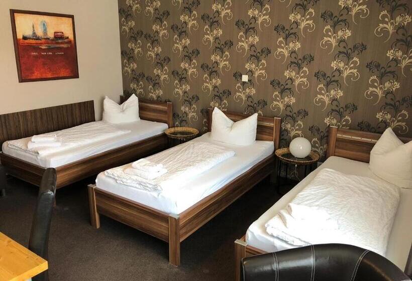 اتاق استاندارد سه نفره, Greenpartment Ingolstadt Friedrichshofen