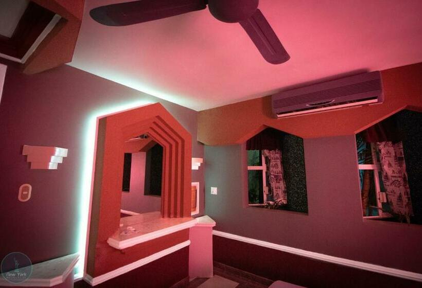 デラックススイート, New York Hotel/motel